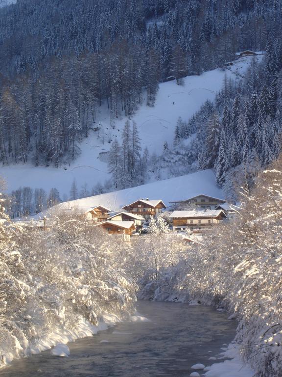 Familie Neunhaeuserer Neustift im Stubaital Exteriér fotografie