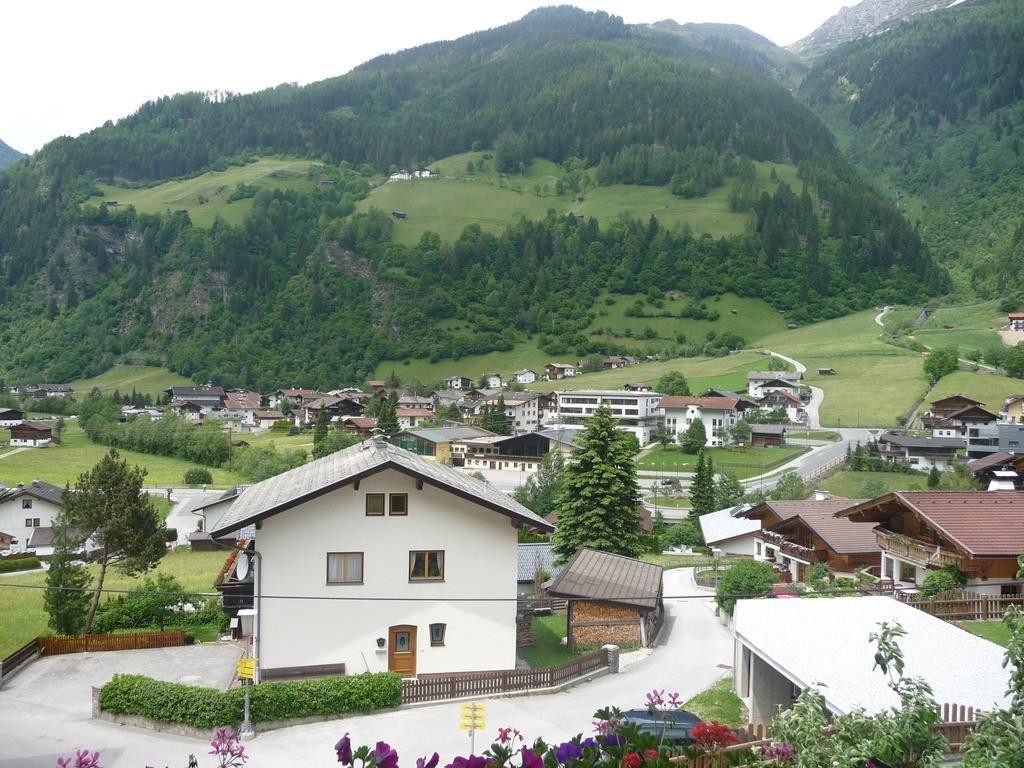 Familie Neunhaeuserer Neustift im Stubaital Exteriér fotografie