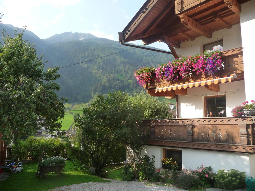 Familie Neunhaeuserer Neustift im Stubaital Exteriér fotografie